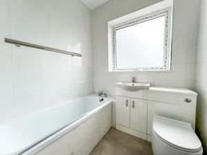 BATHROOM- click for photo gallery